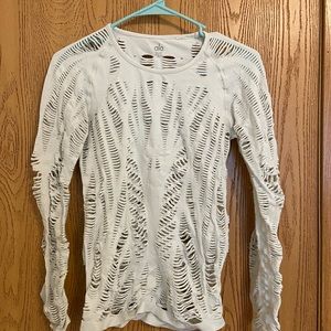 Alo yoga shirt